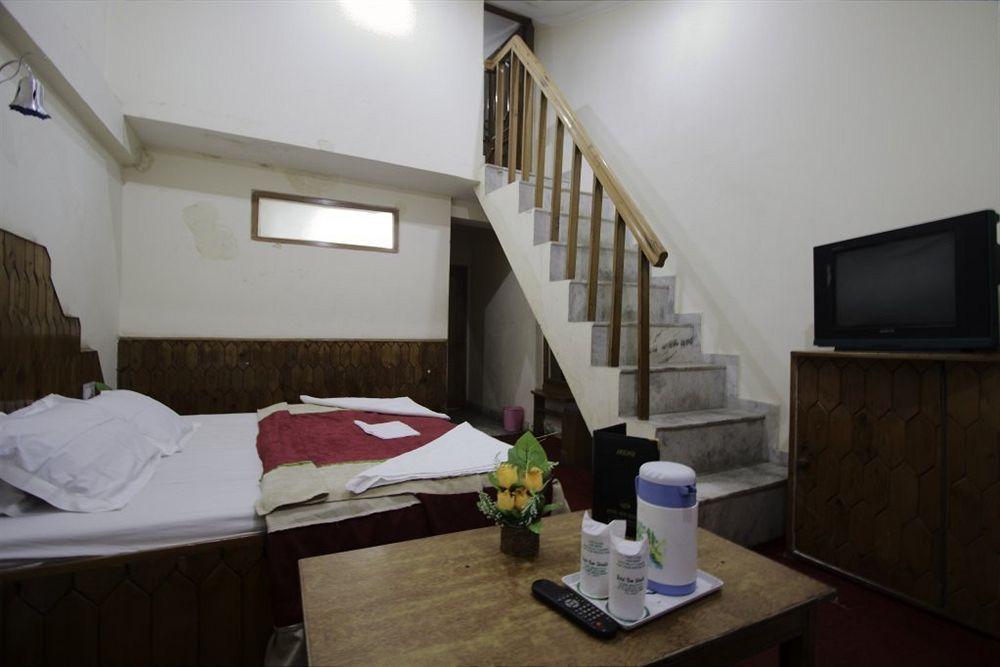 The Shivalik Hotel Manali  Luaran gambar