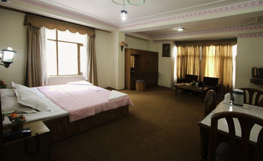 The Shivalik Hotel Manali  Luaran gambar