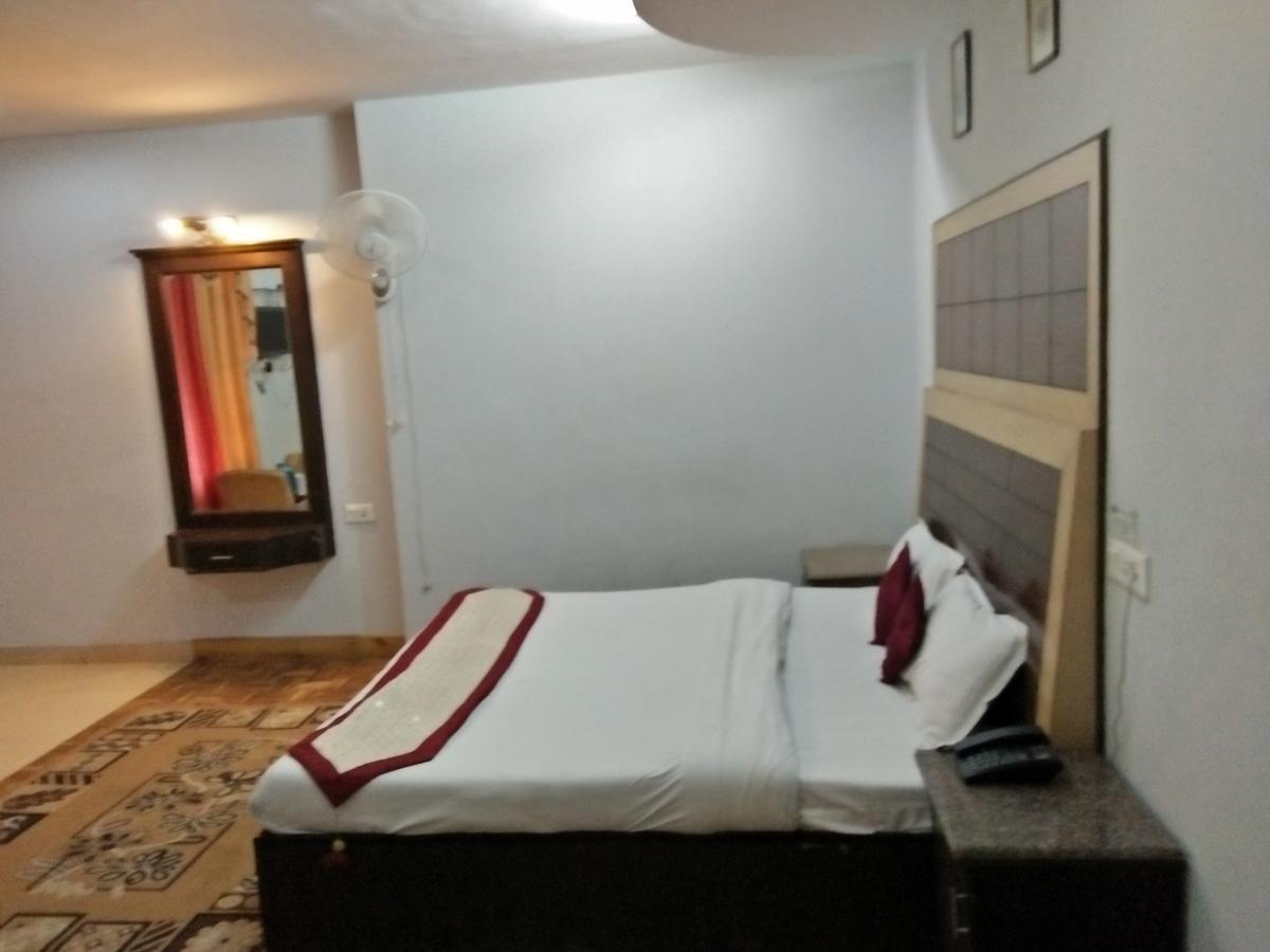 The Shivalik Hotel Manali  Luaran gambar