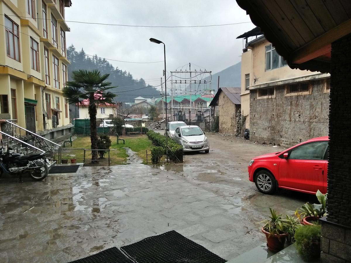 The Shivalik Hotel Manali  Luaran gambar